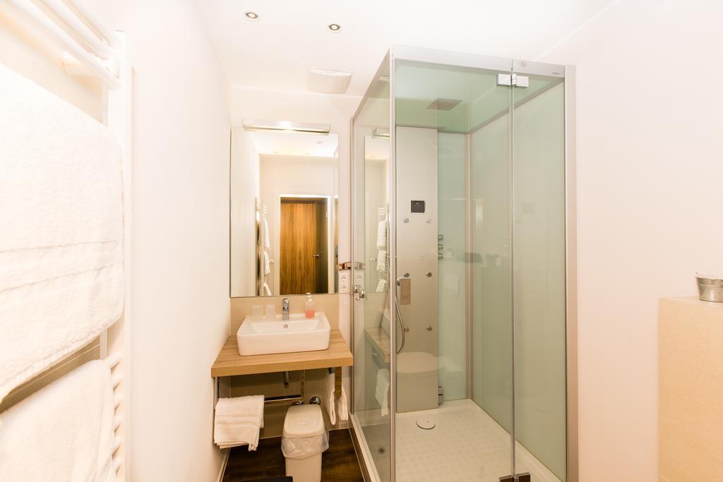 Hotel Roeb Nideggen Quarto foto